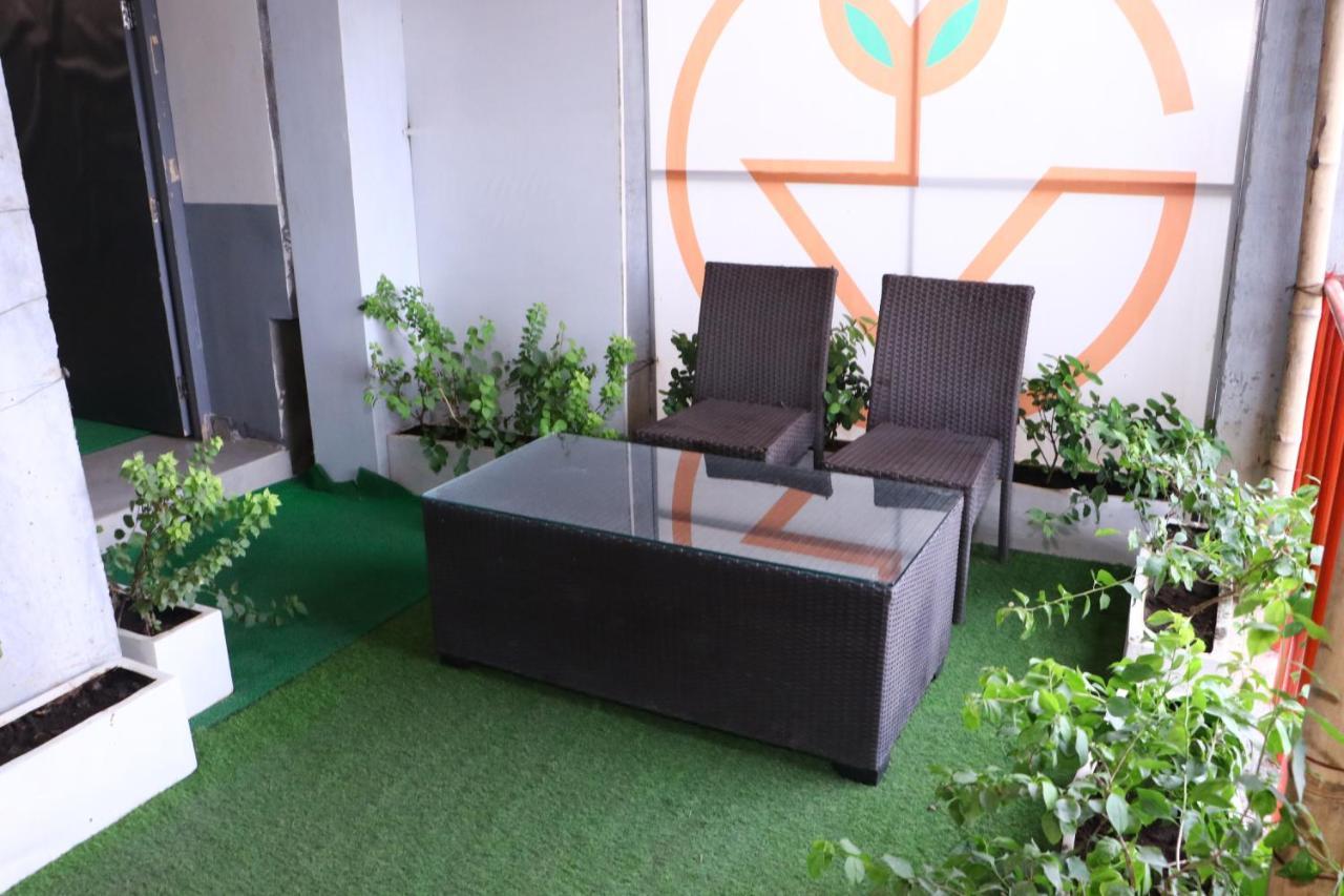 Virohaa Garden Hotel Ghaziabad Luaran gambar