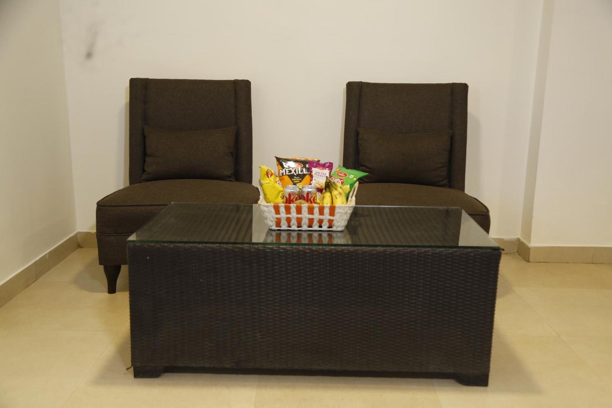 Virohaa Garden Hotel Ghaziabad Luaran gambar