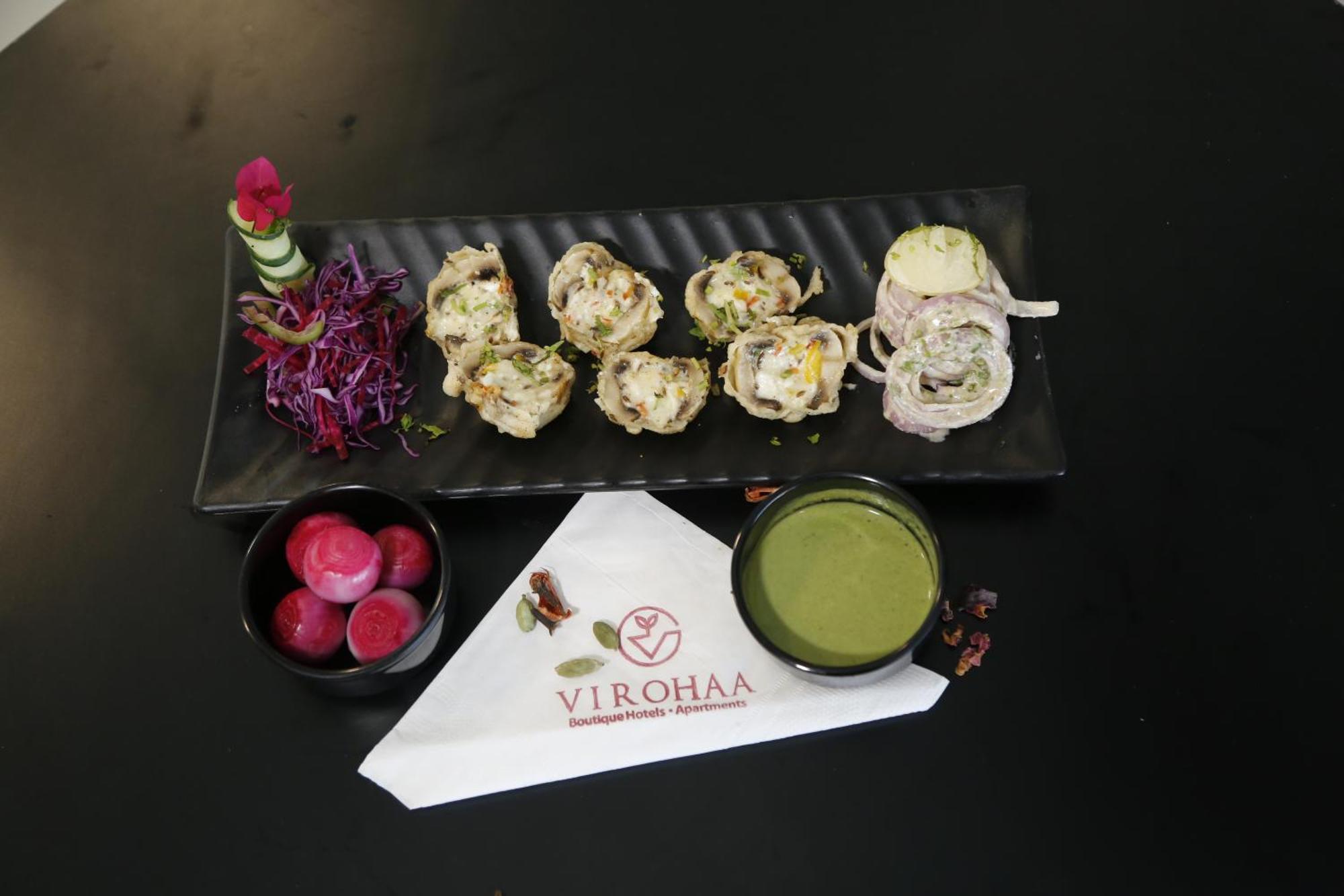 Virohaa Garden Hotel Ghaziabad Luaran gambar