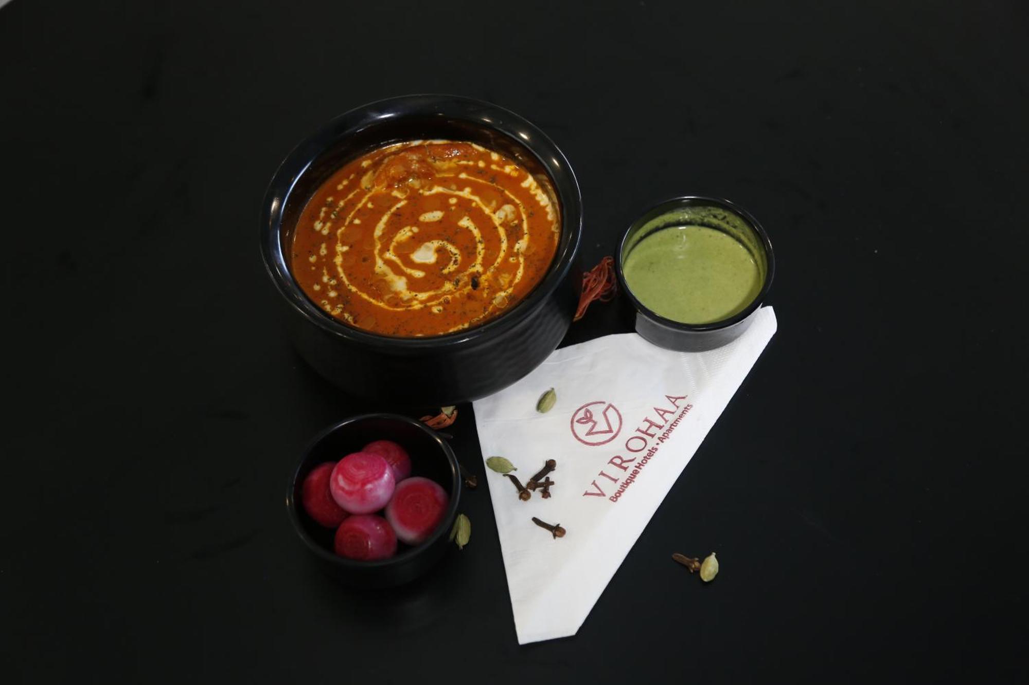 Virohaa Garden Hotel Ghaziabad Luaran gambar