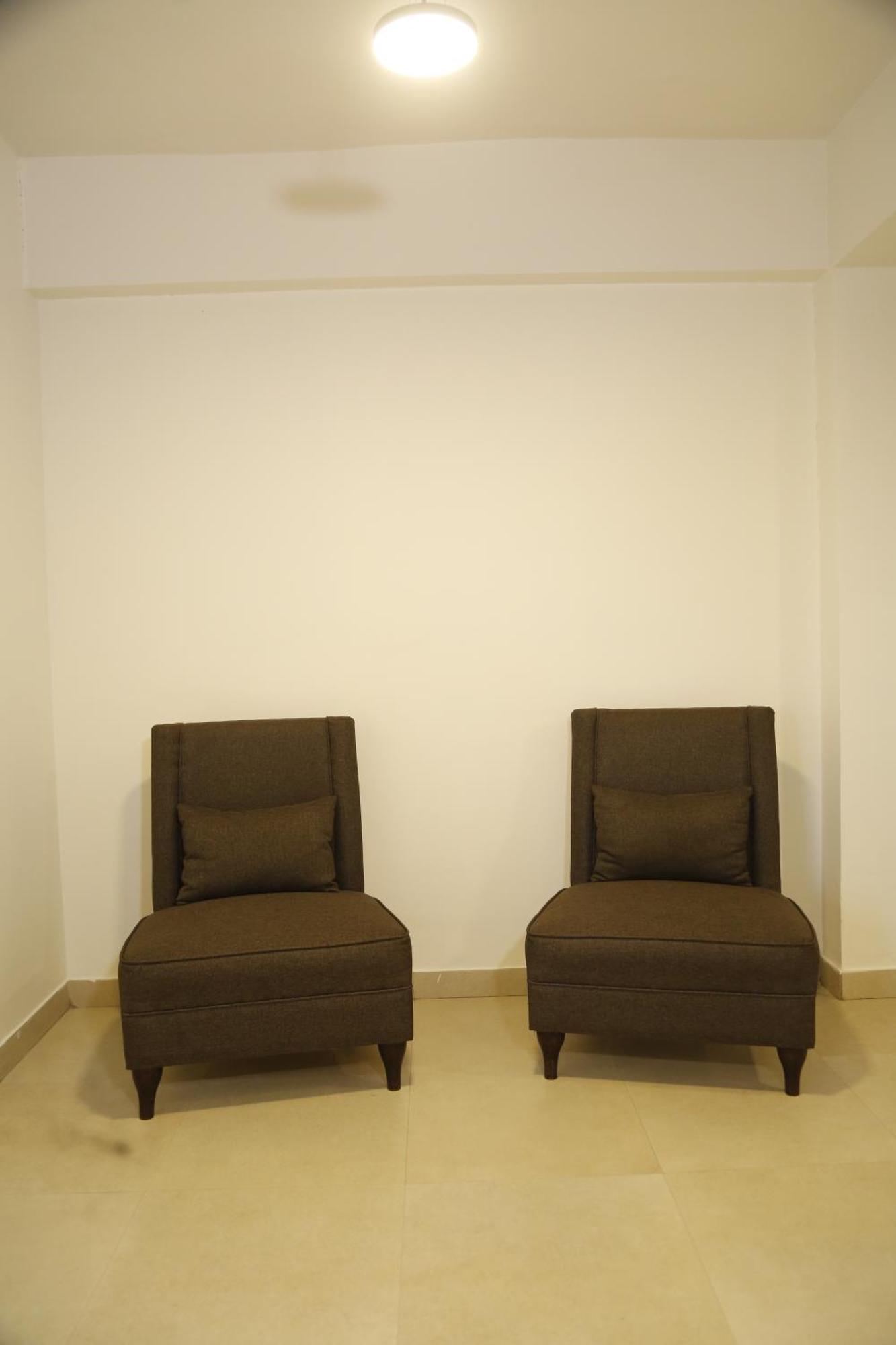 Virohaa Garden Hotel Ghaziabad Luaran gambar